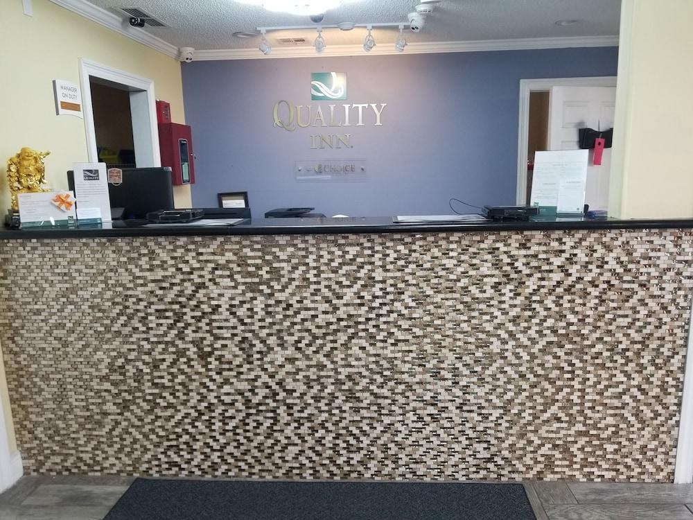 DAYS INN NEW ORLEANS photo 2