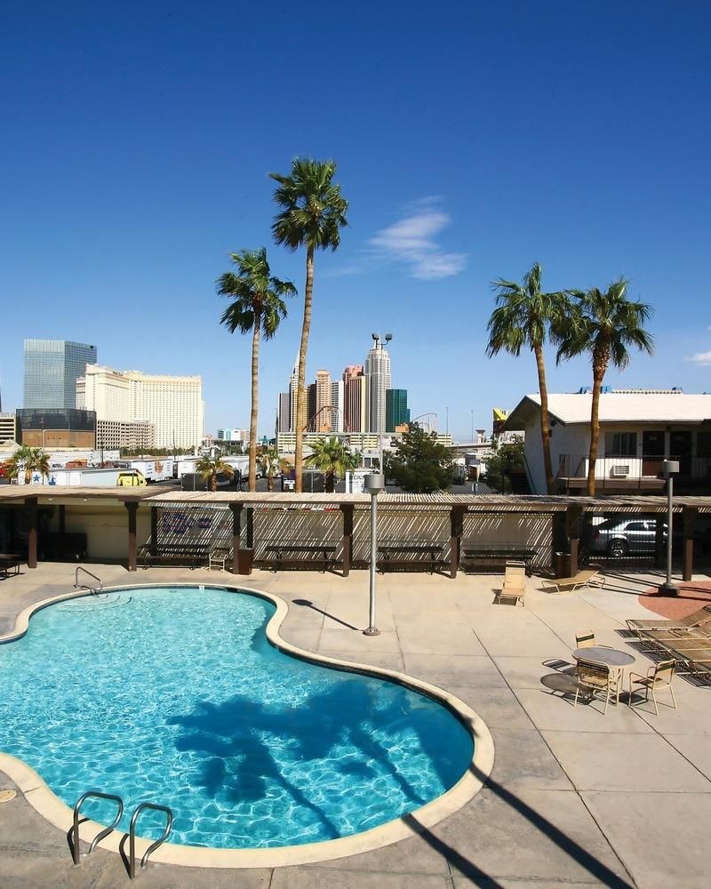 DAYS INN WILD WILD WEST HOTEL