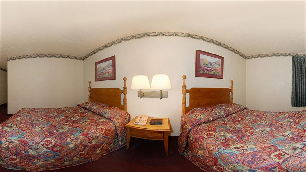 Travelodge by Wyndham San Antonio Downtown Northeast photo 1