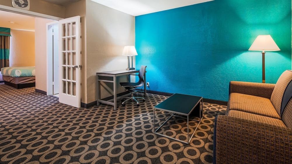 Travelodge by Wyndham San Antonio Downtown Northeast photo 4