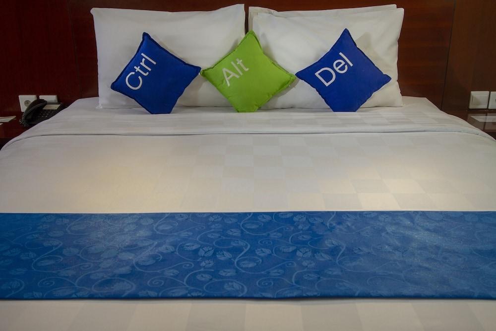 PRIMEBIZ HOTEL KUTA photo 3