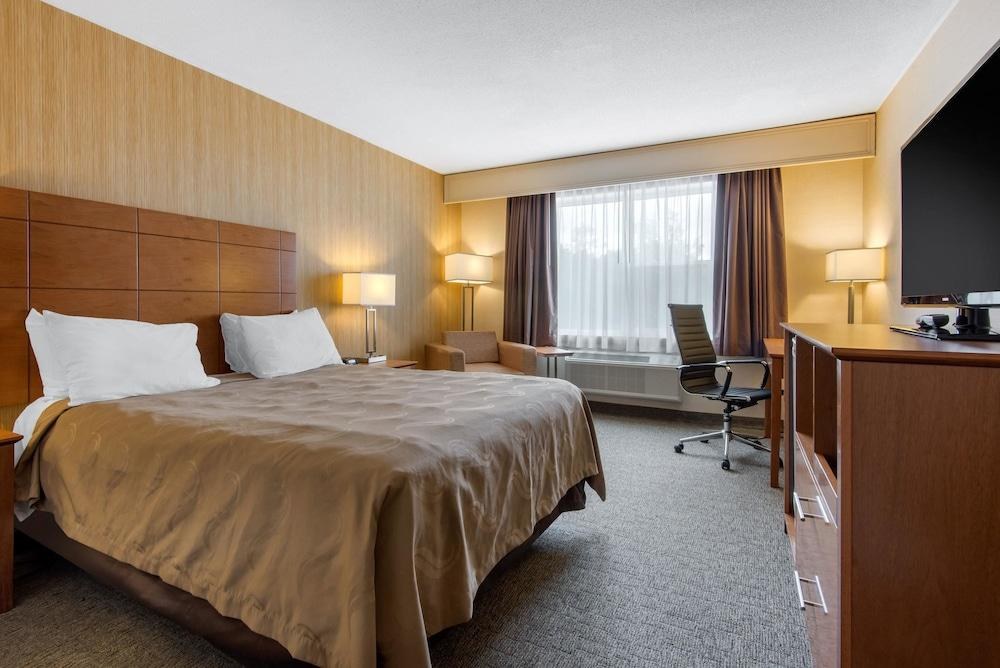 QUALITY INN & CONFERENCE CENTRE DOWNTOWN photo 3