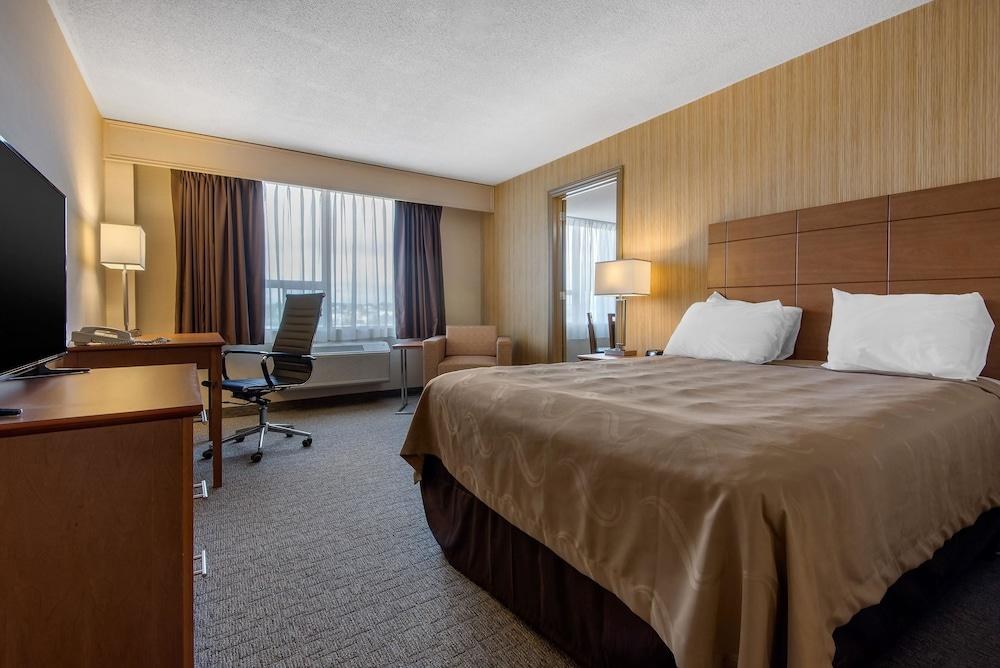 QUALITY INN & CONFERENCE CENTRE DOWNTOWN photo 4