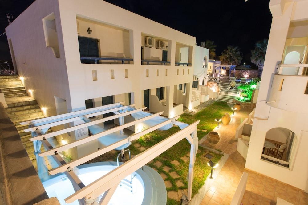 ILIADA HOTEL photo 2