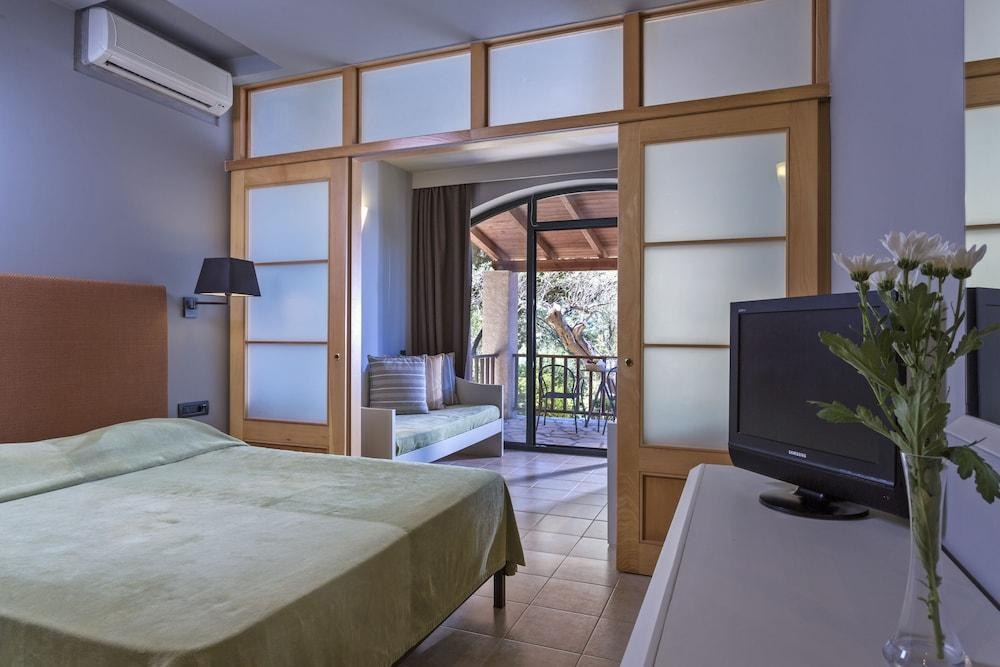 AEOLOS BEACH RESORT photo 4