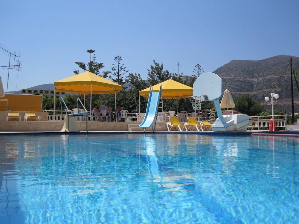 AMAZONES VILLAS APARTMENTS photo 4