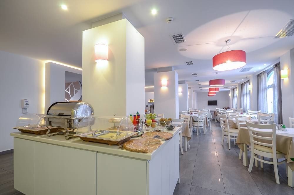 XENIA HOTEL
