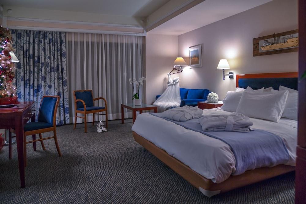 MEDITERRANEAN HOTEL photo 2