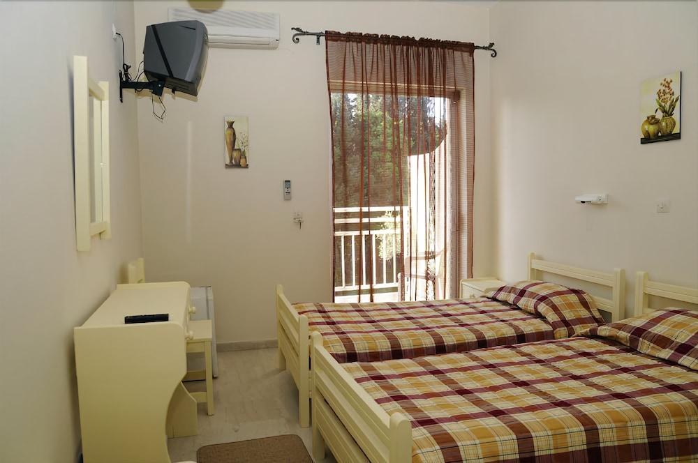 PRIMAVERA HOTEL photo 2