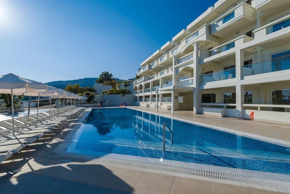 LINDOS WHITE HOTEL & SUITES photo 2