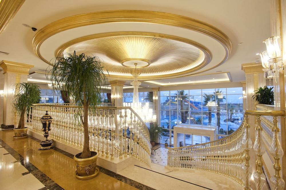 CRYSTAL PALACE LUXURY RESORT & SPA photo 3