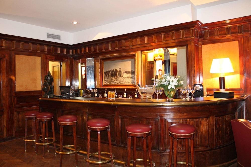CLUB FRANCÉS photo 3