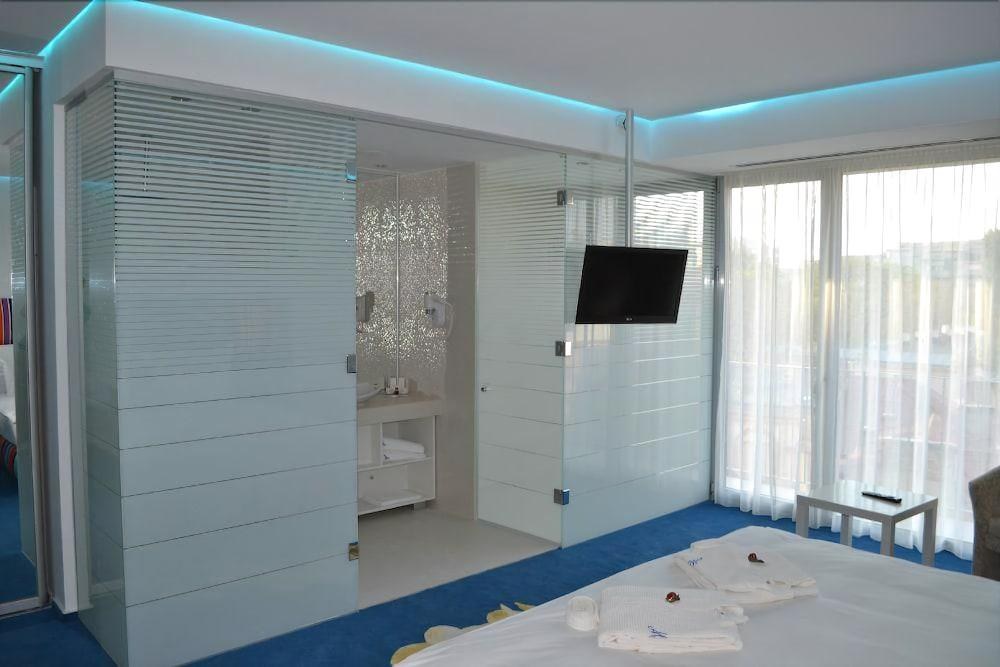 MARSHAL GARDEN HOTEL photo 2