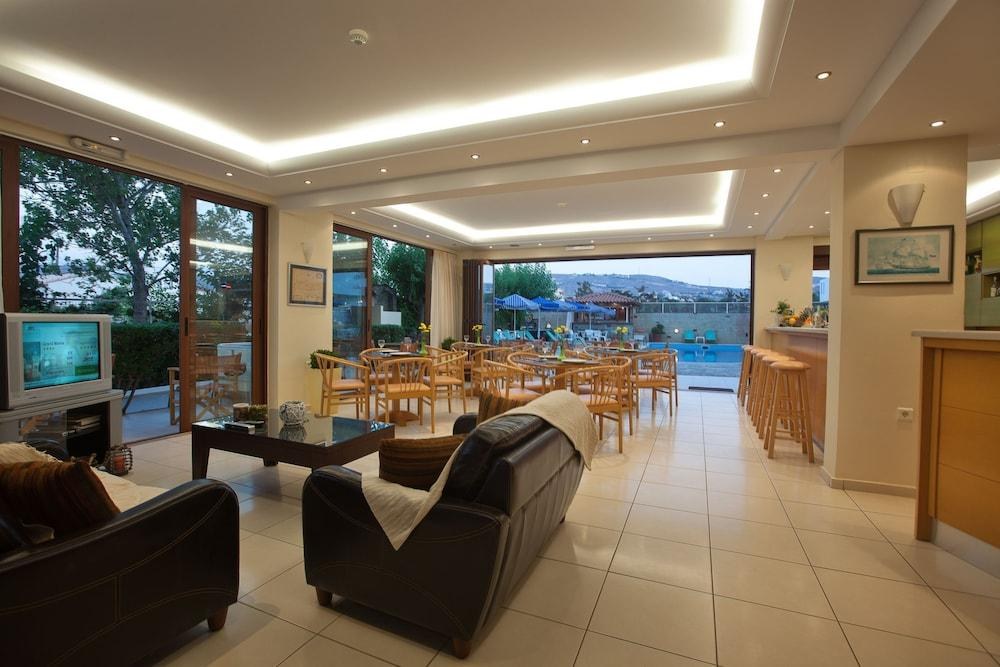 Dimitra Hotel Apartments photo 4