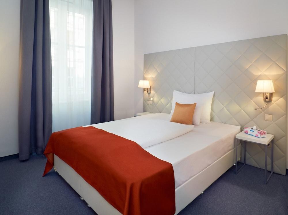 SAFESTAY VIENNA photo 2