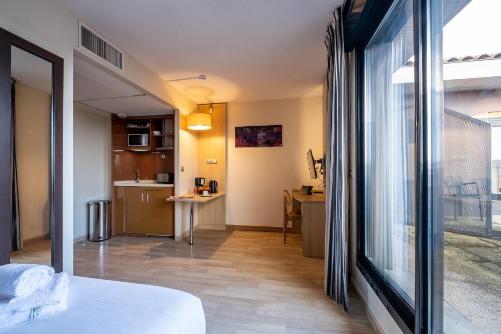 CLARION APARTHOTEL TOULOUSE AIRPORT photo 3