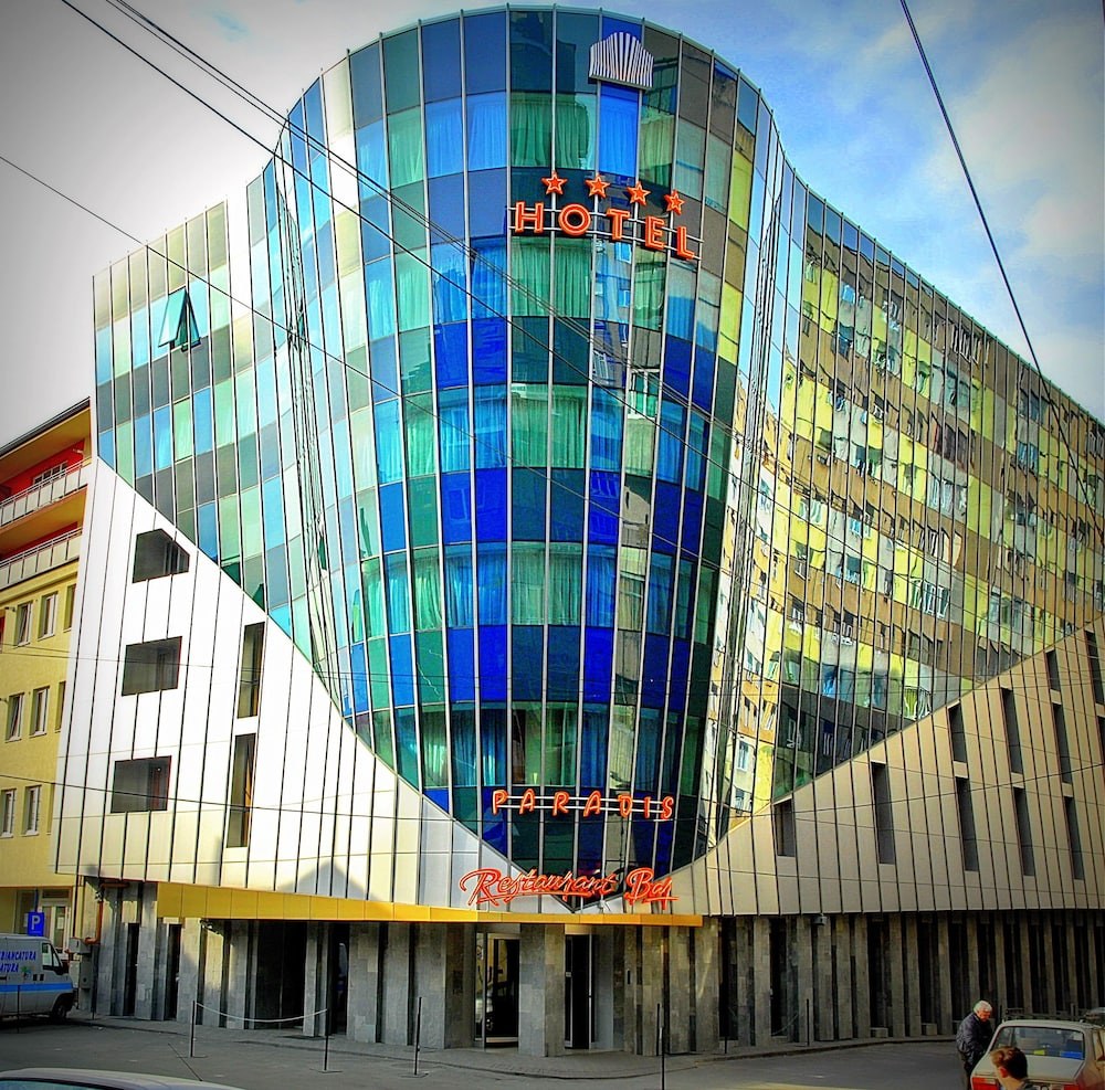 PARADIS HOTEL