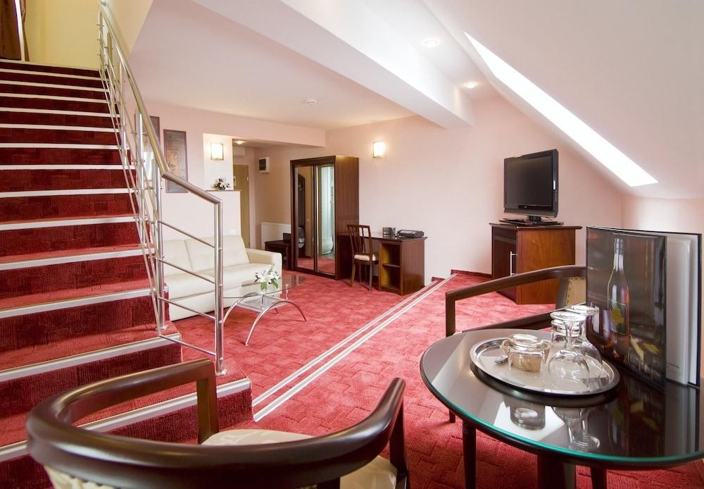 AMBIENT HOTEL photo 4