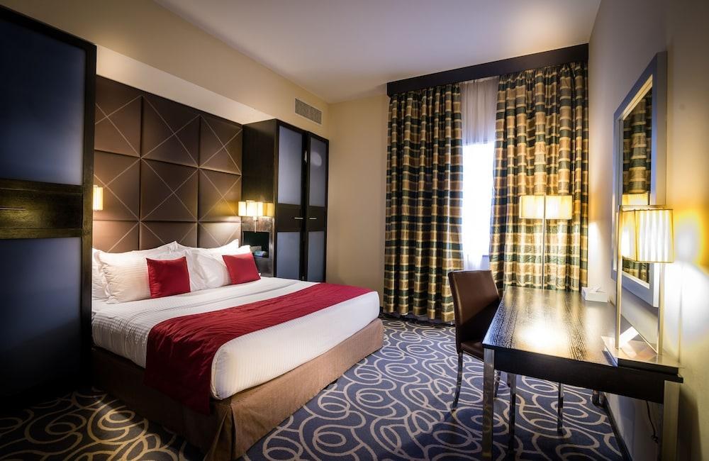 ECLIPSE SUITES photo 2