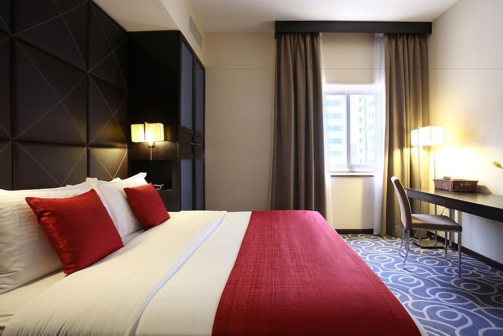 ECLIPSE SUITES photo 3