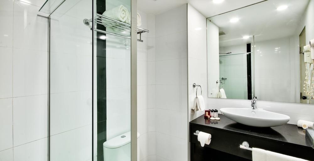 Tanoa Waterfront Hotel photo 3