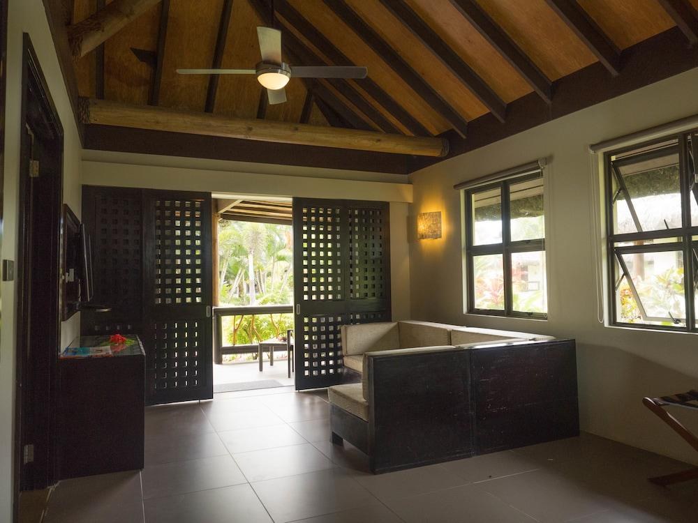 UPRISING BEACH RESORT photo 4