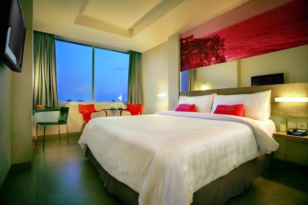 favehotel Kuta Square photo 3