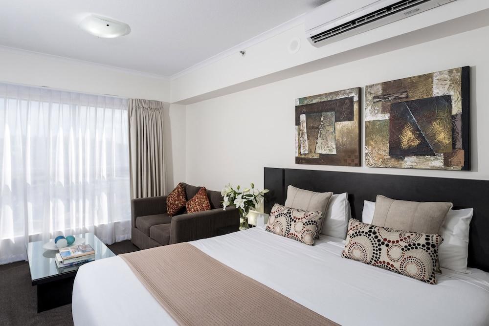 Oaks Ipswich Aspire Suites photo 3