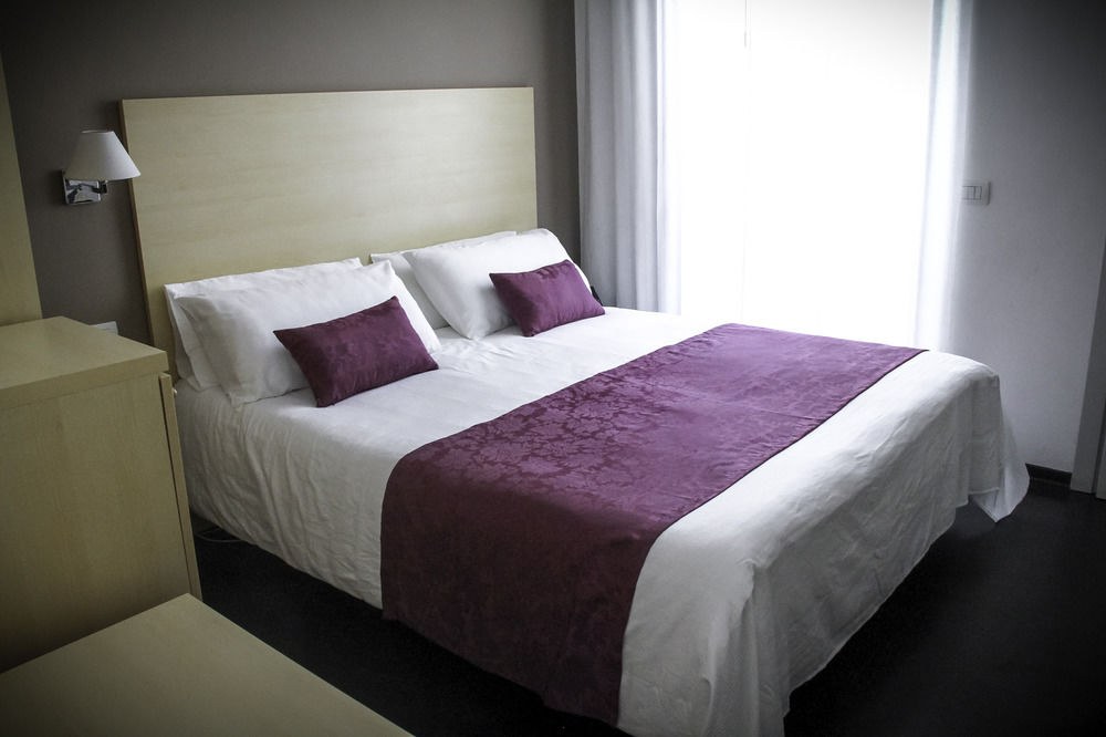CLUB MEETING HOTEL photo 1