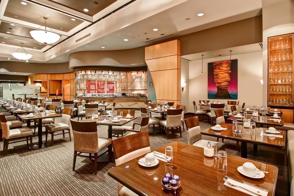 DoubleTree by Hilton Toronto Downtown photo 1