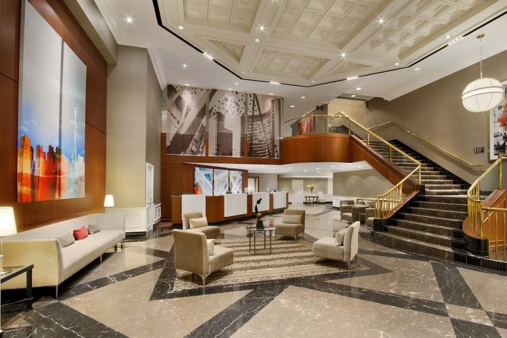 DoubleTree by Hilton Toronto Downtown photo 3