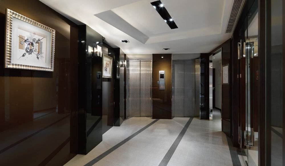 New World Hotel photo 1