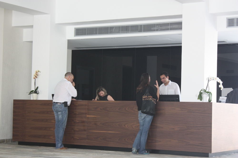 AMPHORA HOTEL & SUITES photo 1