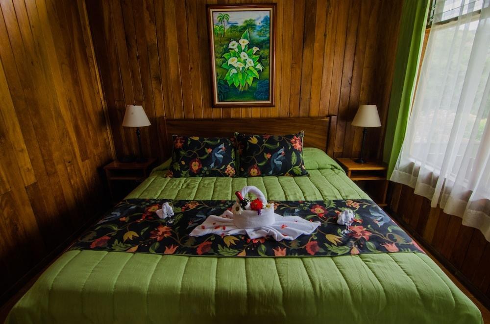 CLOUD FOREST LODGE photo 2