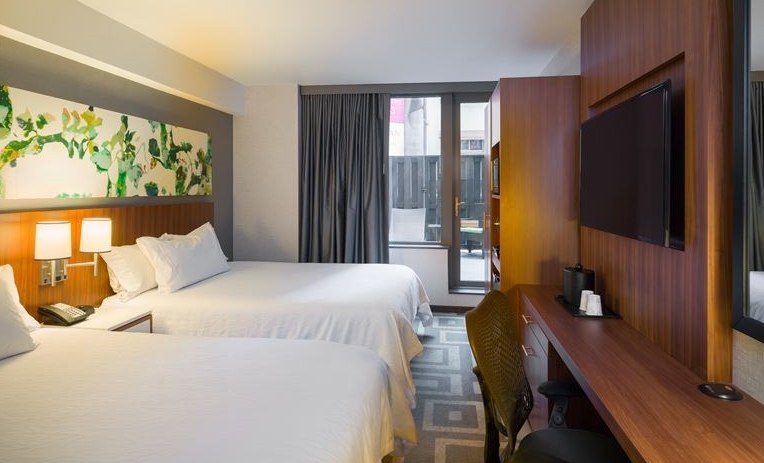 Hilton Garden Inn New York/Central Park South-Midtown West photo 1