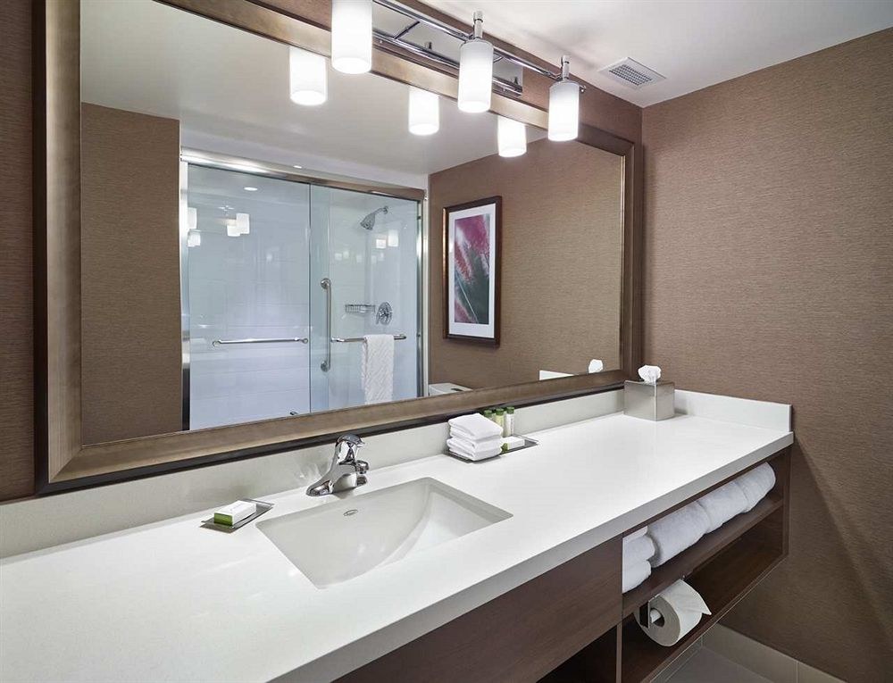 DoubleTree by Hilton West Edmonton photo 1