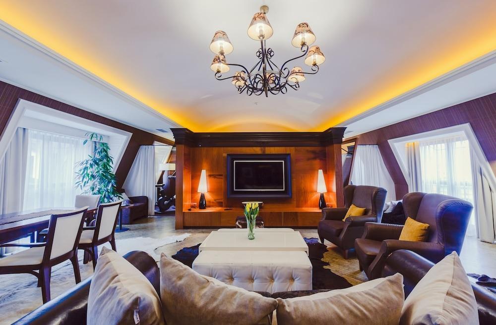 GRAND HOTEL BOUTIQUE