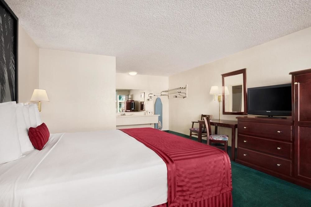 KINGS INN ANAHEIM NEAR DISNEYLAND