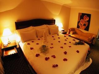 EMBASSY PARK HOTEL photo 4