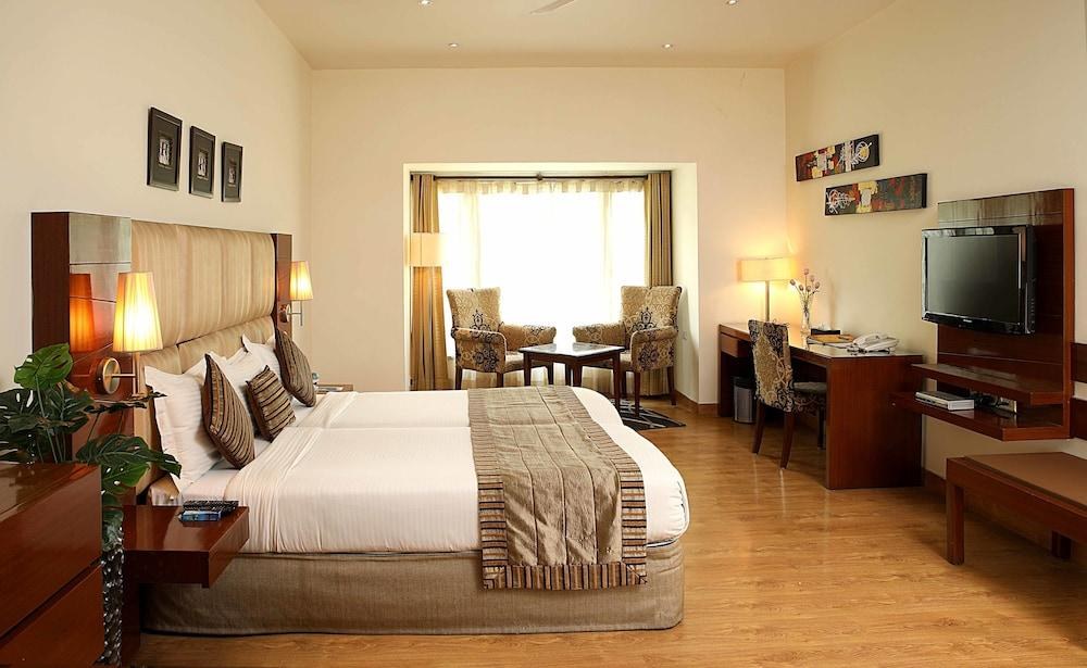 AHUJA RESIDENCY SUNDER NAGAR photo 4