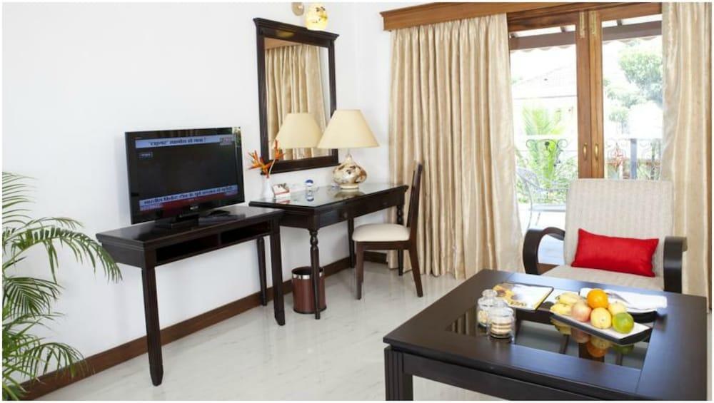 RADISSON BLU RESORT GOA CAVELOSSIM BEACH photo 2