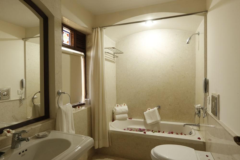 RADISSON BLU RESORT GOA CAVELOSSIM BEACH photo 3
