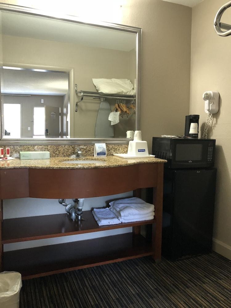 TRAVELODGE WILLIAMSBURG COLONIAL AREA photo 4