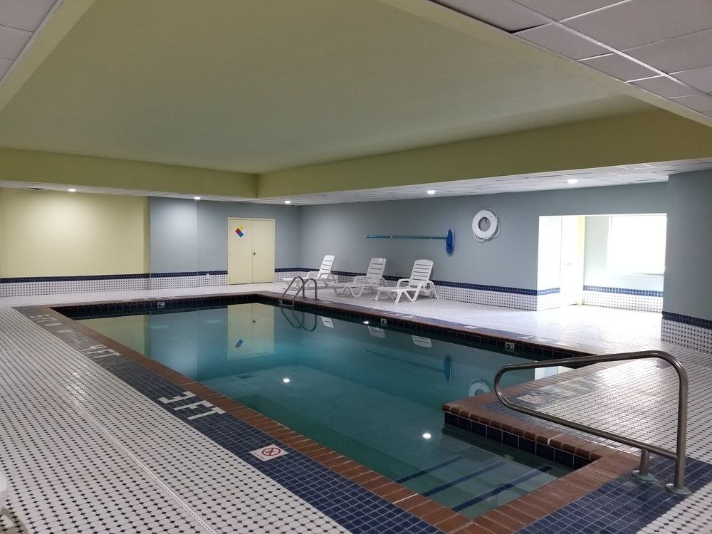 BAYMONT INN & SUITES DES MOINES NORTH
