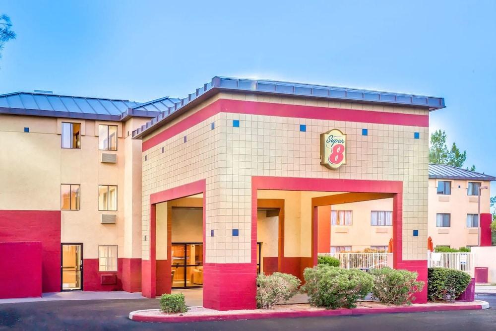SUPER 8 PHOENIX/MESA/GILBERT ROAD photo 3