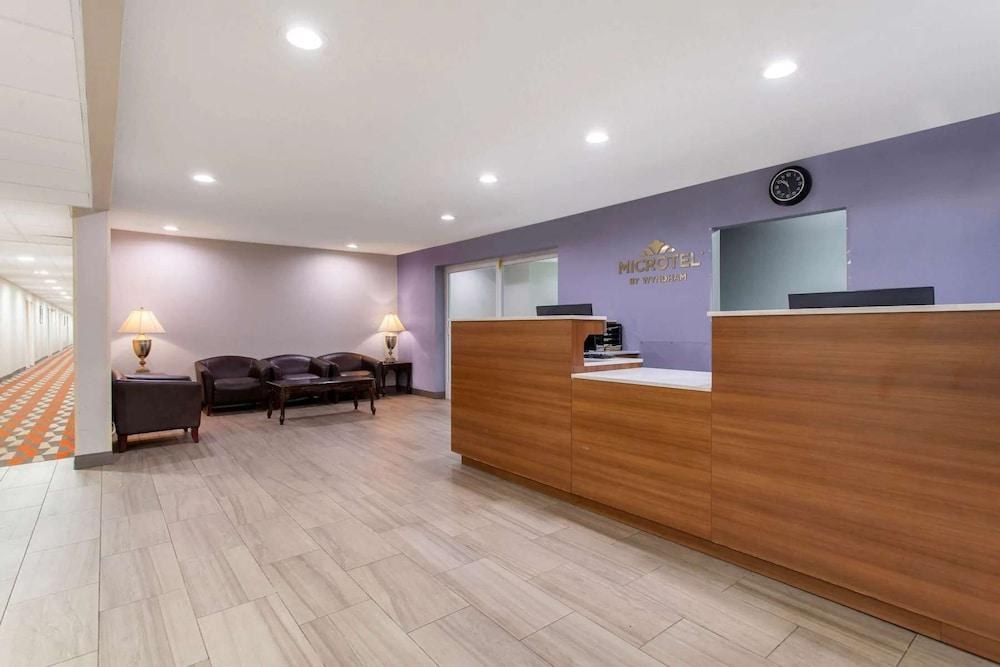 MICROTEL INN & SUITES BY WYNDHAM PHILADELPHIA AIRP photo 4