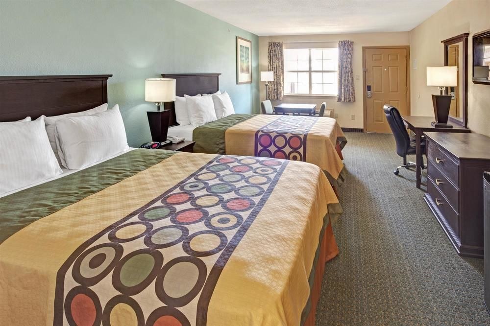 SUPER 8 BY WYNDHAM DALLAS EAST