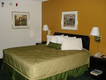 Baymont by Wyndham Charlotte University photo 3