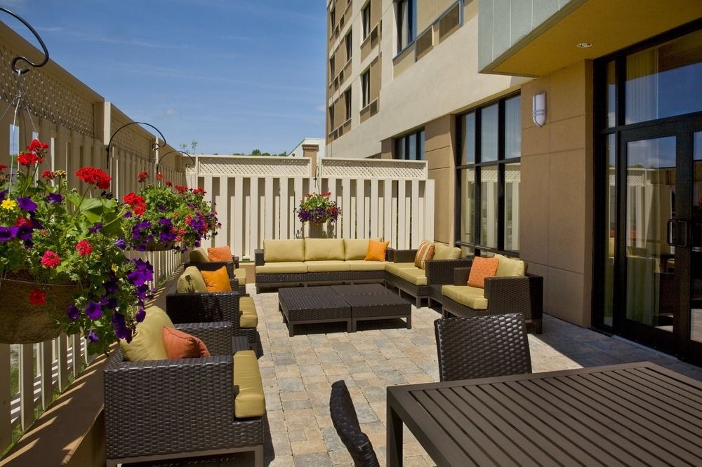 COURTYARD KINGSTON HIGHWAY 401/DIVISION STREET photo 3