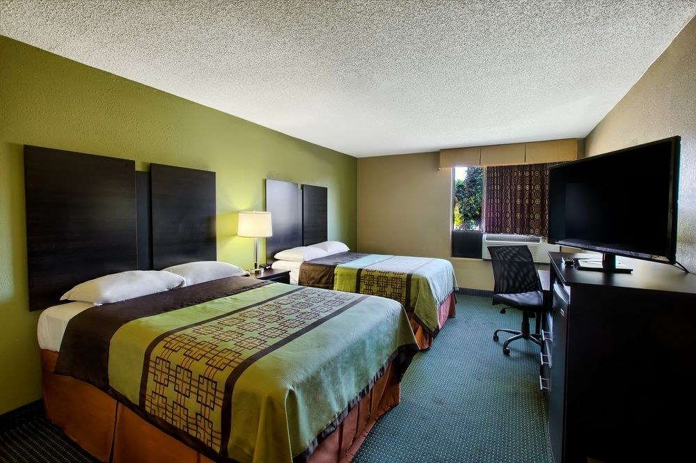SUPER 8 RALEIGH NORTH EAST